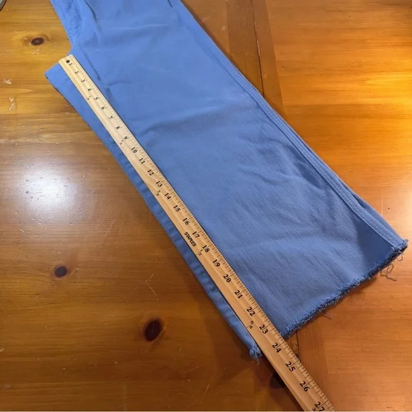 Judy Blue Cropped Wide Leg Jeans in Vibrant Blue - Picture 5 of 8